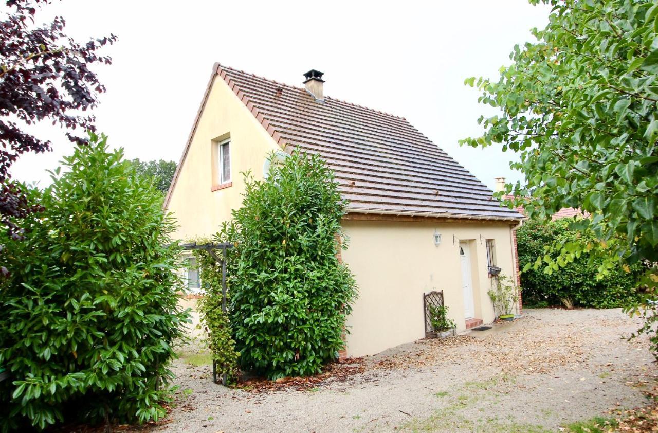 Maison Independante, Au Calme, Charme Et Confort Villa Berou-la-Mulotiere Luaran gambar